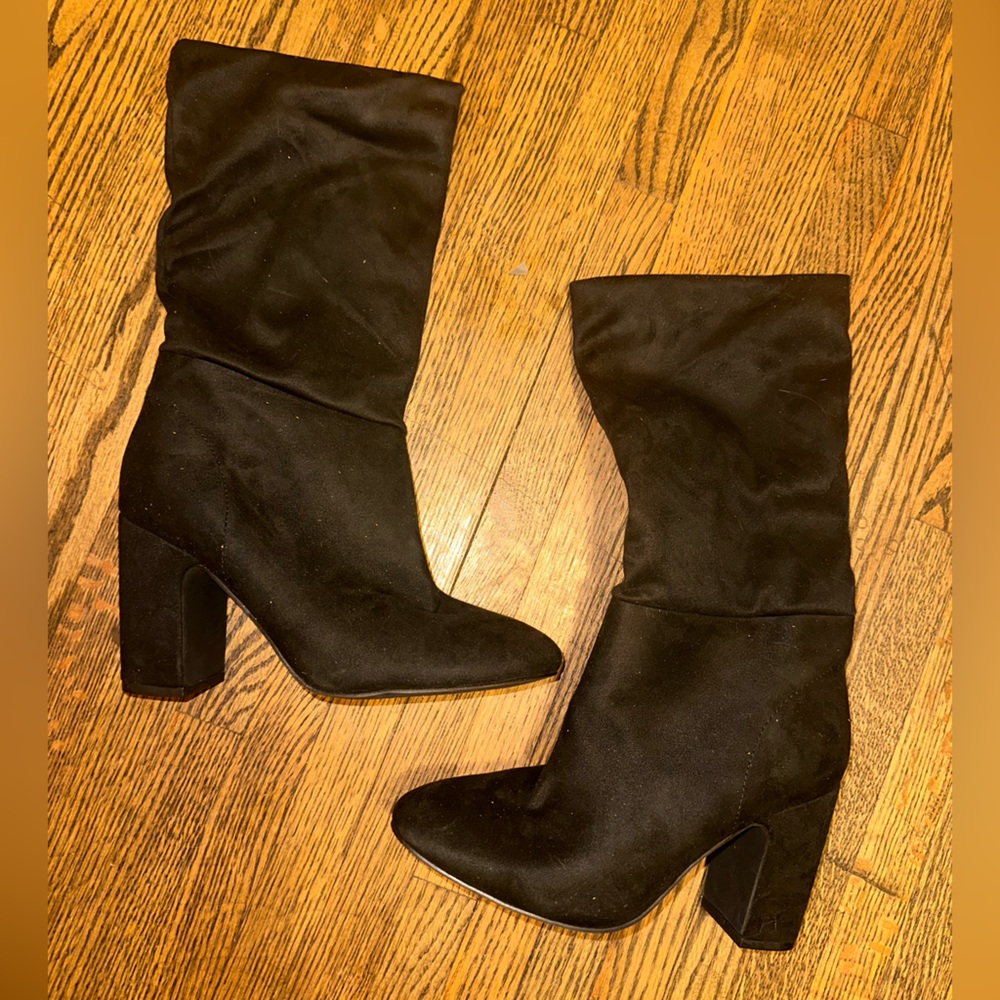 Chinese Laundry Black suede Heeled Boots